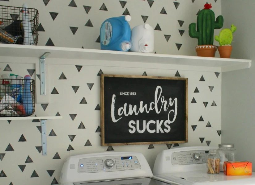 Friday Favorites: Non-Traditional Fall Decor + Pretty Laundry Rooms