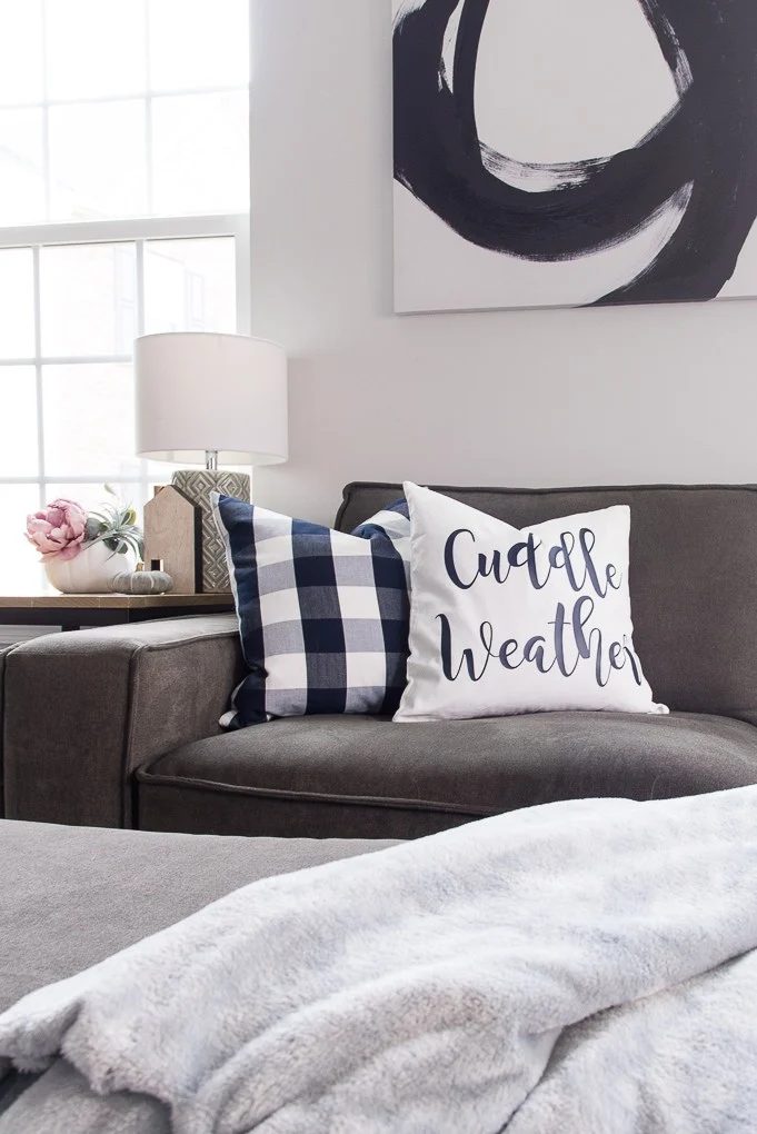 How To Make A Cozy Fall Pillow Using The Cricut Explore 36