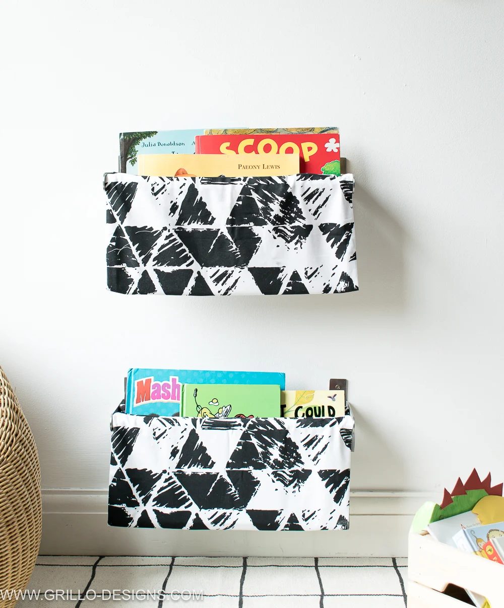 Handmade FABRIC BOOK SLING Grillo Designs Www.grillo Designs.com 1 12