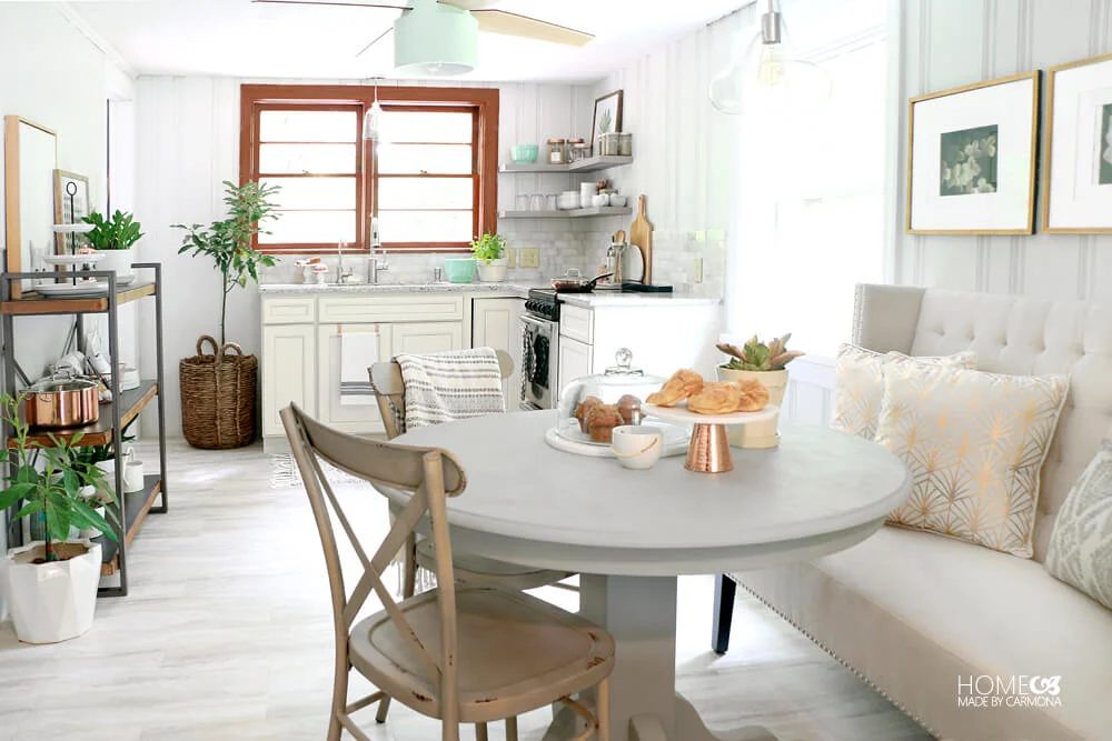 Friday Favorites: Pops of Green and Yellow Front Doors
