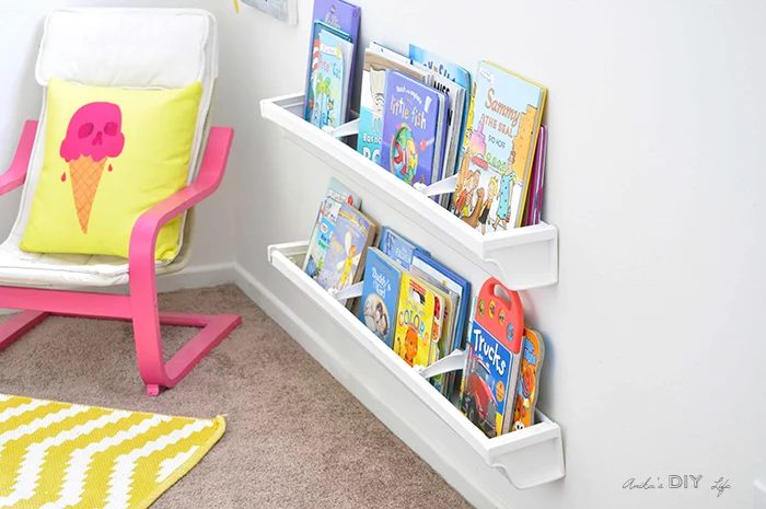 Kids Playroom options Reading Nook Anikas Handmade Life 4 700 (1)