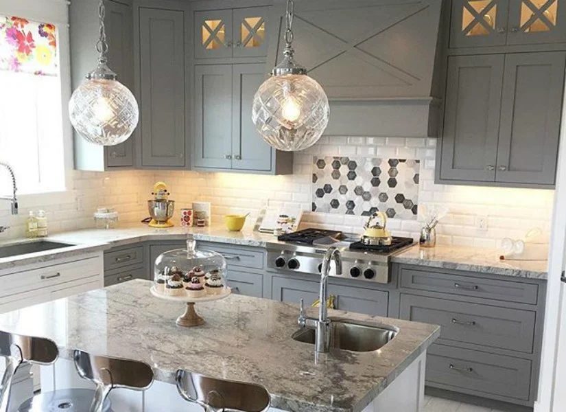Friday Favorites: Pumpkins, Laundry Rooms, and Blankets (Oh My!)