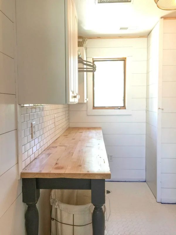 Handmade Laundry Folding Table5