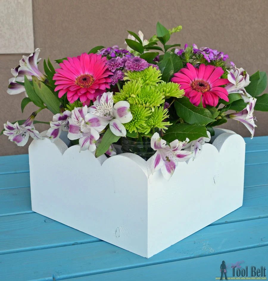 scallop-mason-jar-centerpiece-pint Her Tool Belt