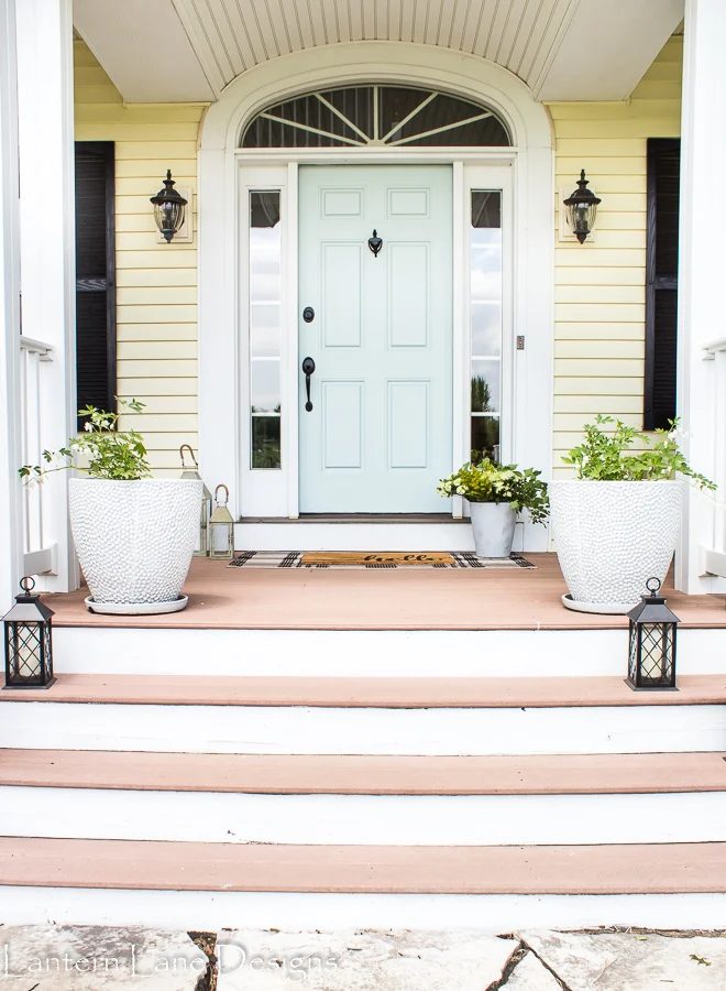 Front Porch Decorating, Lantern Lane Designs