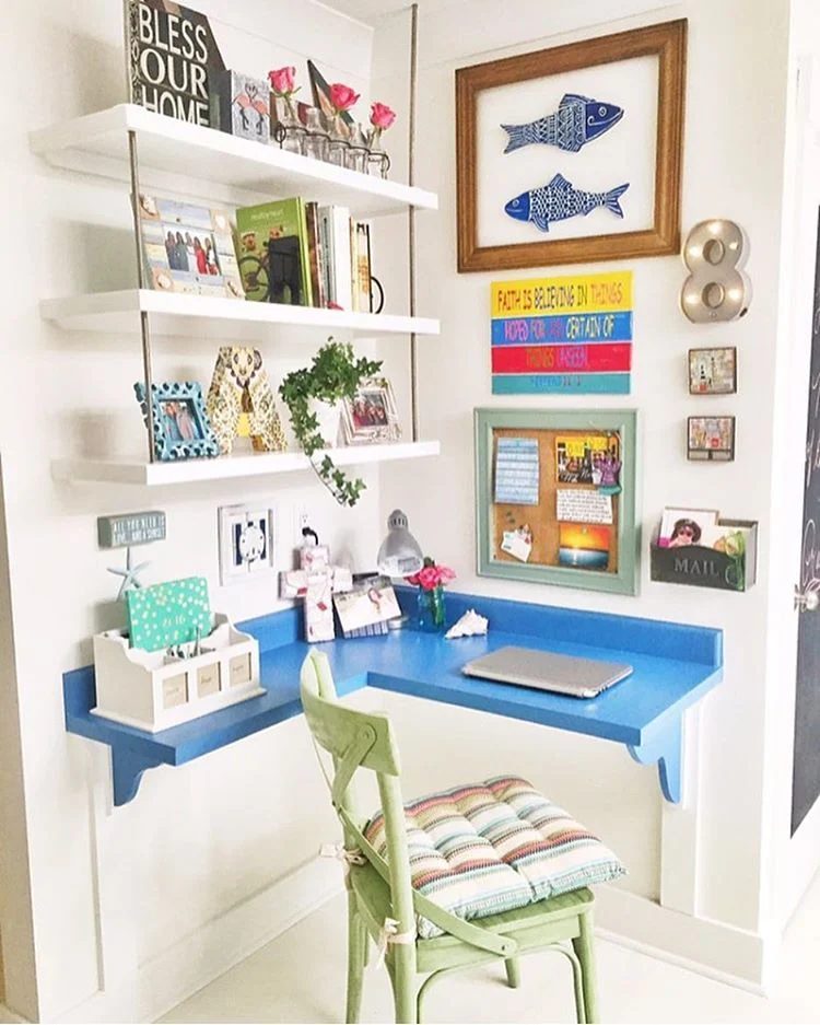corner desk and home office, @gracecottagehhi