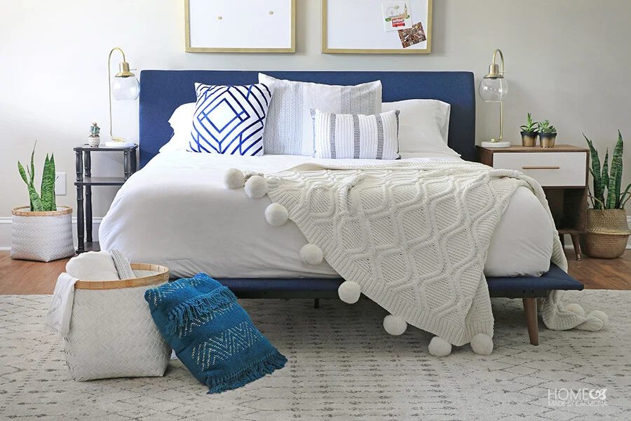 Friday Favorites: Wood Toned Cabinets and Mid-Century Modern Dorm Room