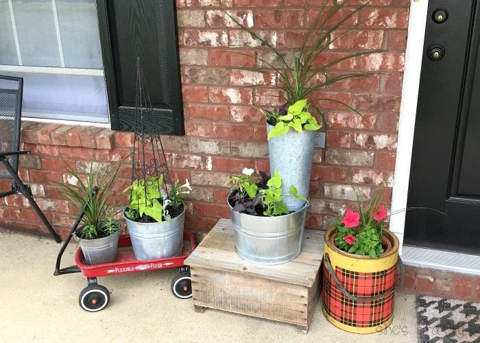 Front Porch Flower Pots And What To Plant At Shes Crafty Zpsc2w0imzg