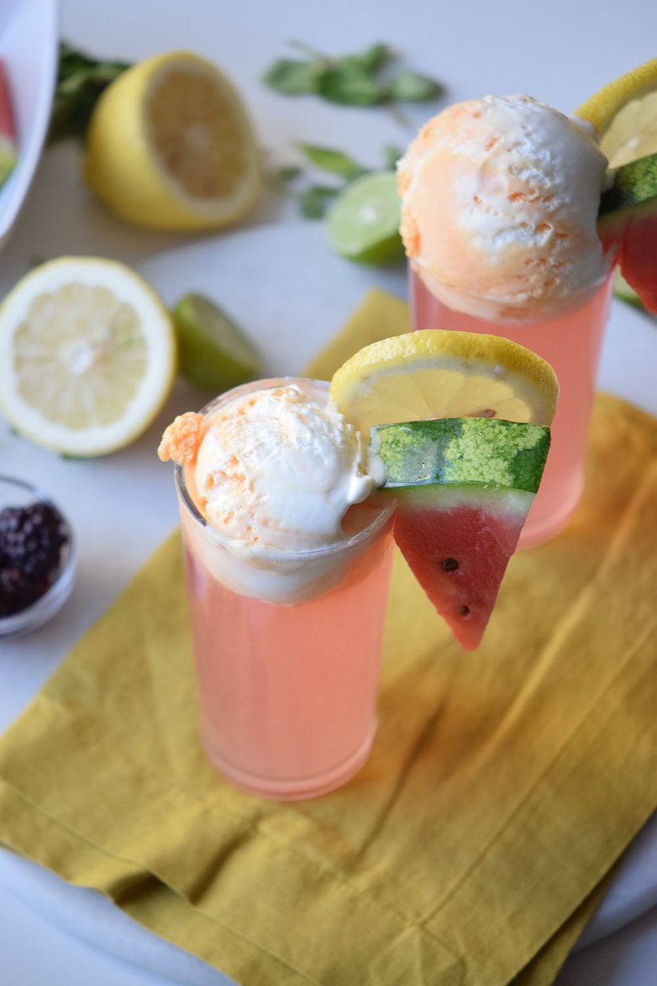 Have a light and refreshing dessert with a fruity touch. Fruity Cream Float Recipe via Bekob.com