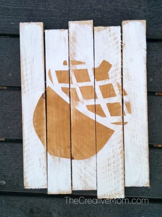 Acorn Art On Pallet Wood