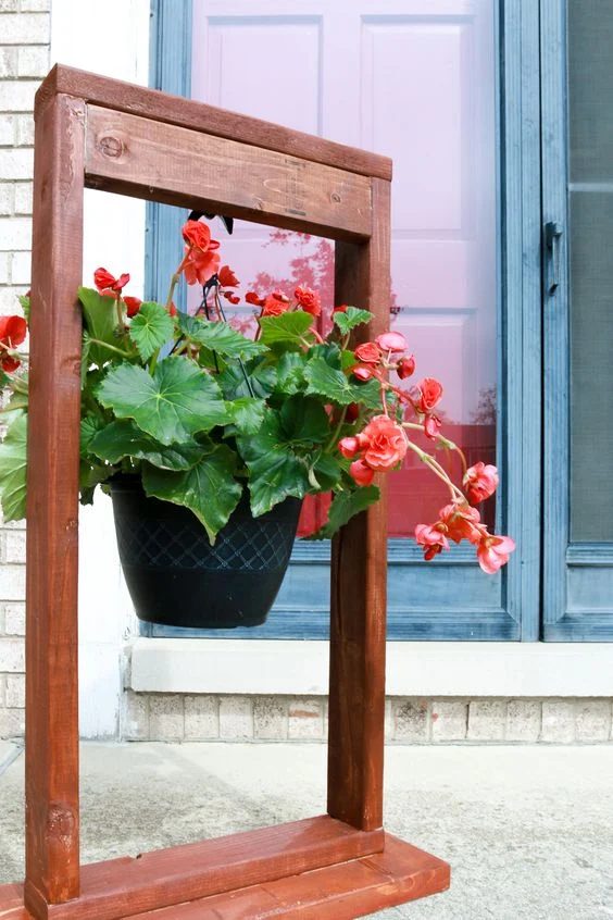Outdoor 2x4 Projects Built with Structural Lumber - Planters, Furniture, Games, and More!
