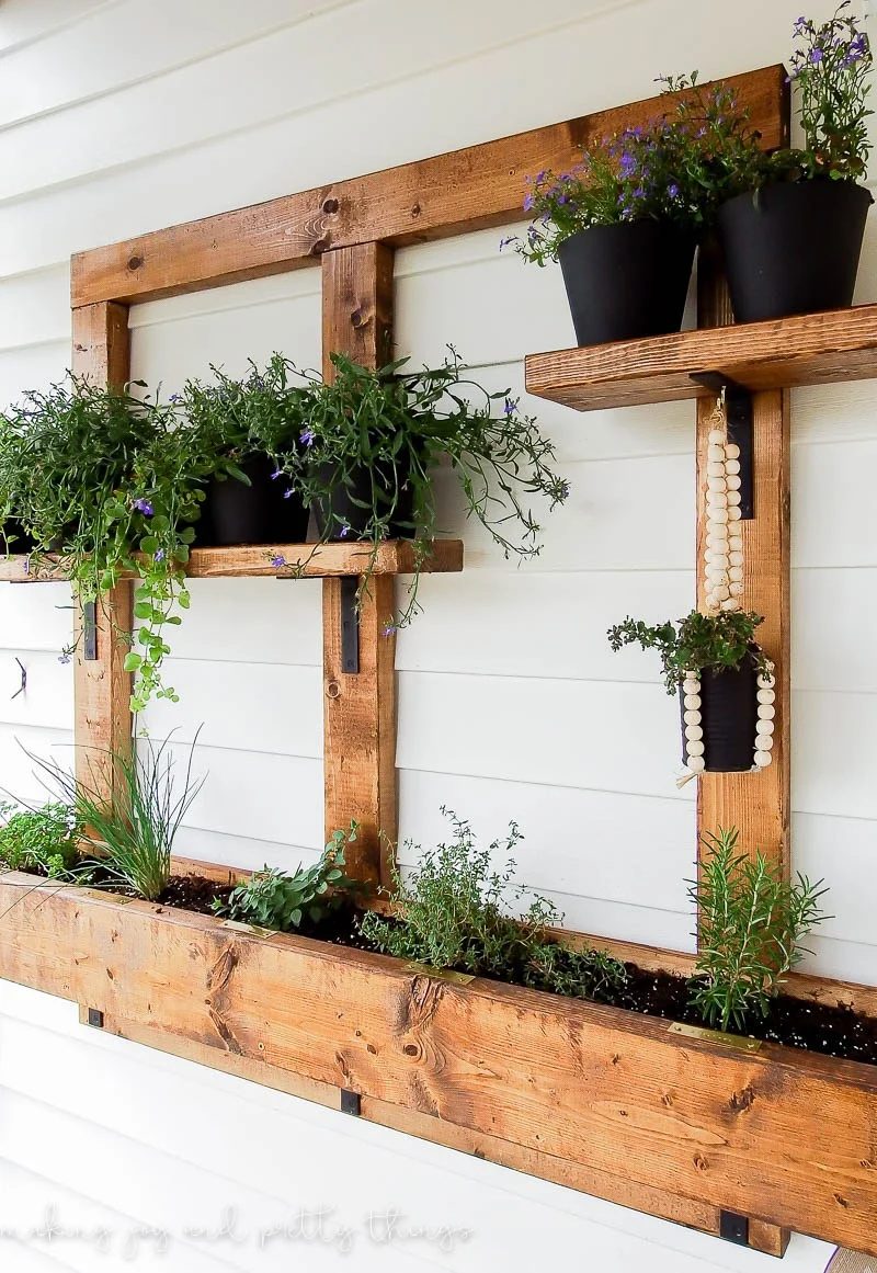 Outdoor 2x4 Projects Built with Structural Lumber - Planters, Furniture, Games, and More!