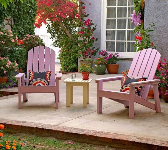 Outdoor 2x4 Projects Built with Structural Lumber - Planters, Furniture, Games, and More!