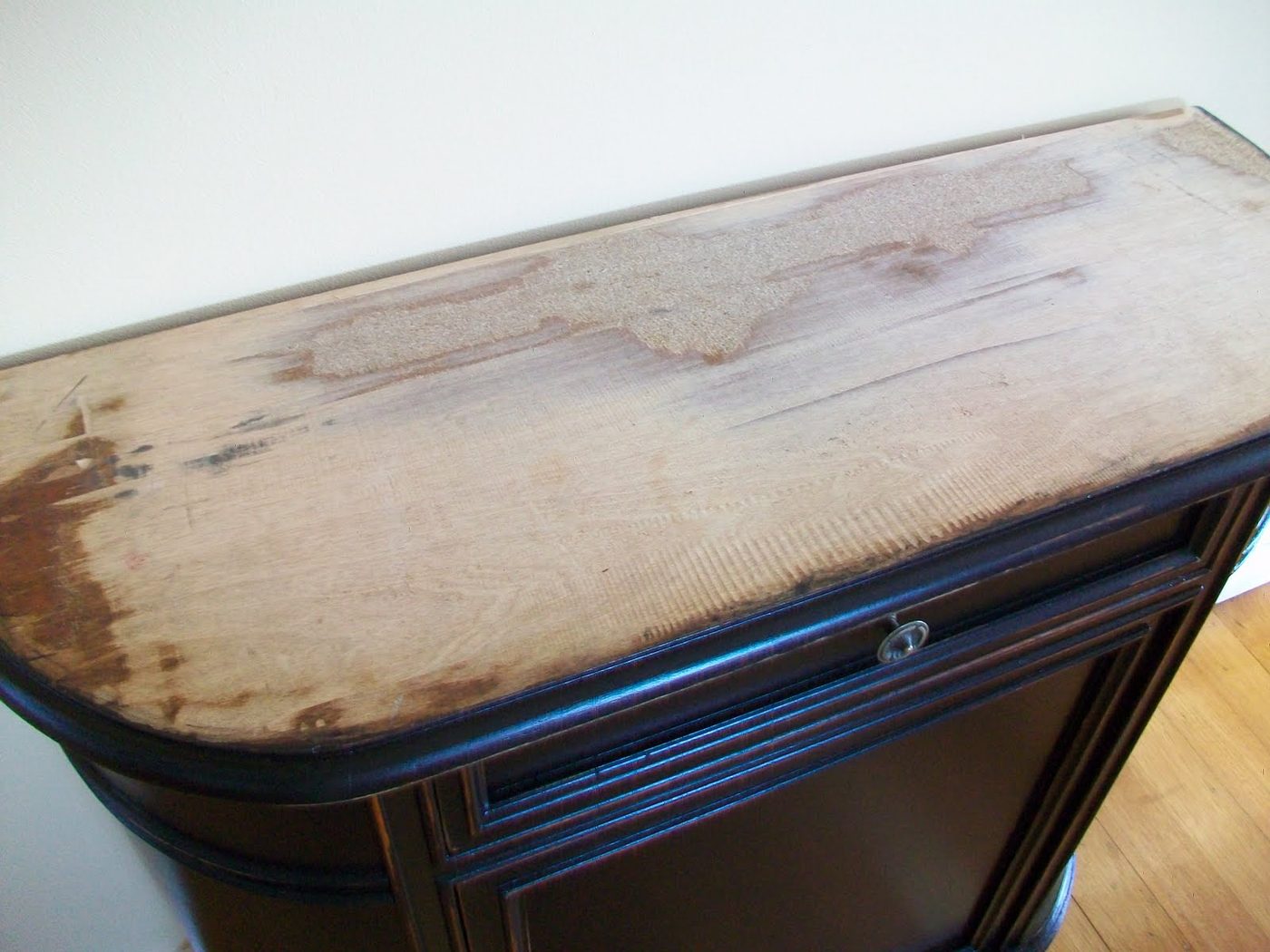 2 How To Update Blemished Old Furniture Using Paint And Gift Wrap, By The Painted Hive Featured On @Bekob