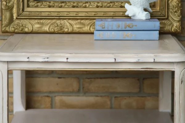 Furniture Painting Series Part 1: CeCe Caldwell’s Paint