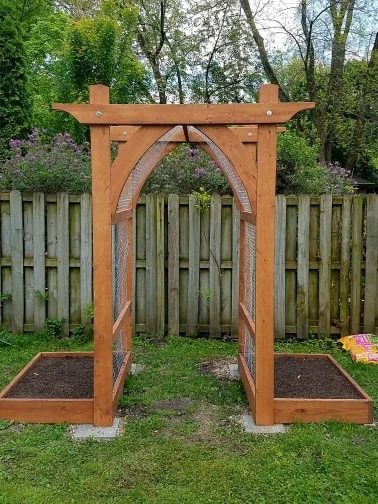 Veggie Garden Arbor Reader Mark Featured On Bekob.com