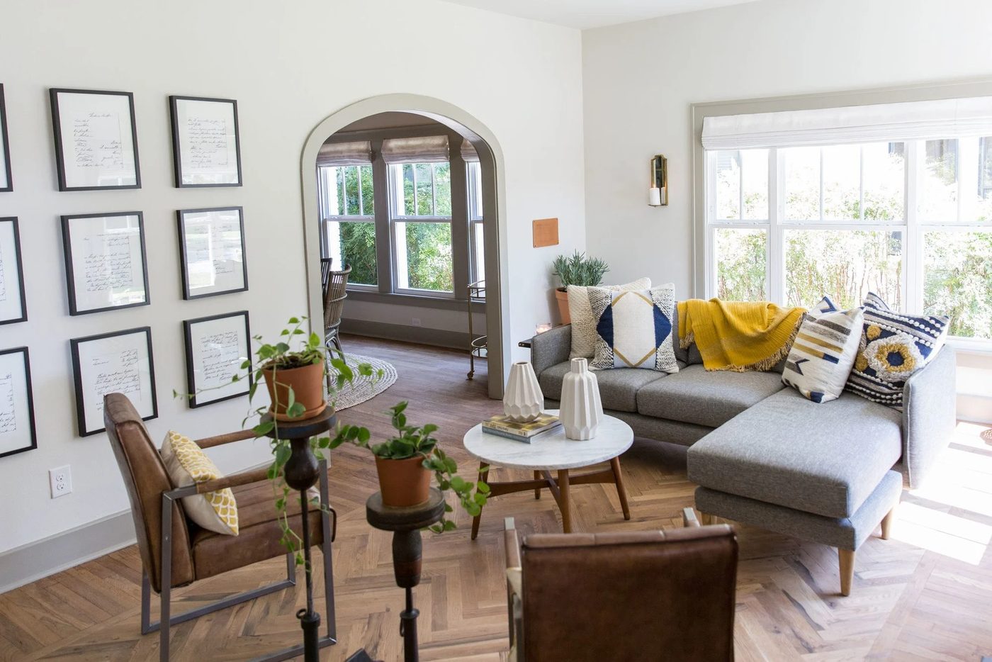 Fixer Upper Giraffe House Living Room Via Magnolia Market