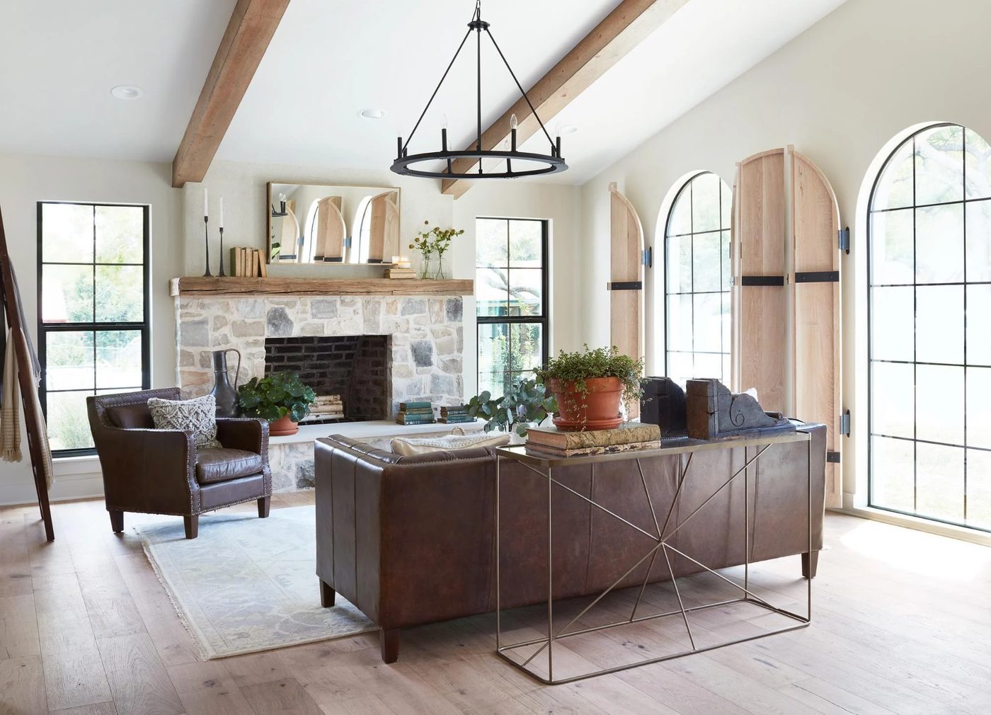 Get This Look: Fixer Upper La Pequeña Colina Living Room