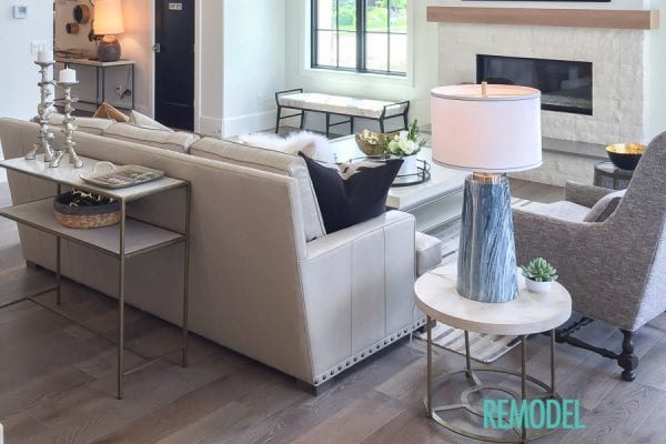 Living room elements to get the modern farmhouse vibe and style.