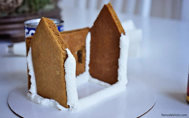 How To Assemble A Homemade Gingerbread House, From Bekob