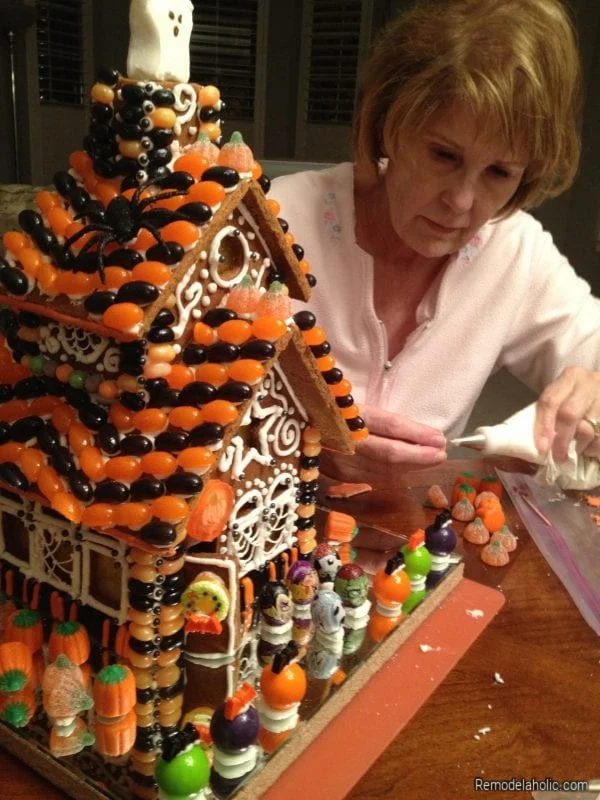 Halloween Gingerbread House options From Bekob