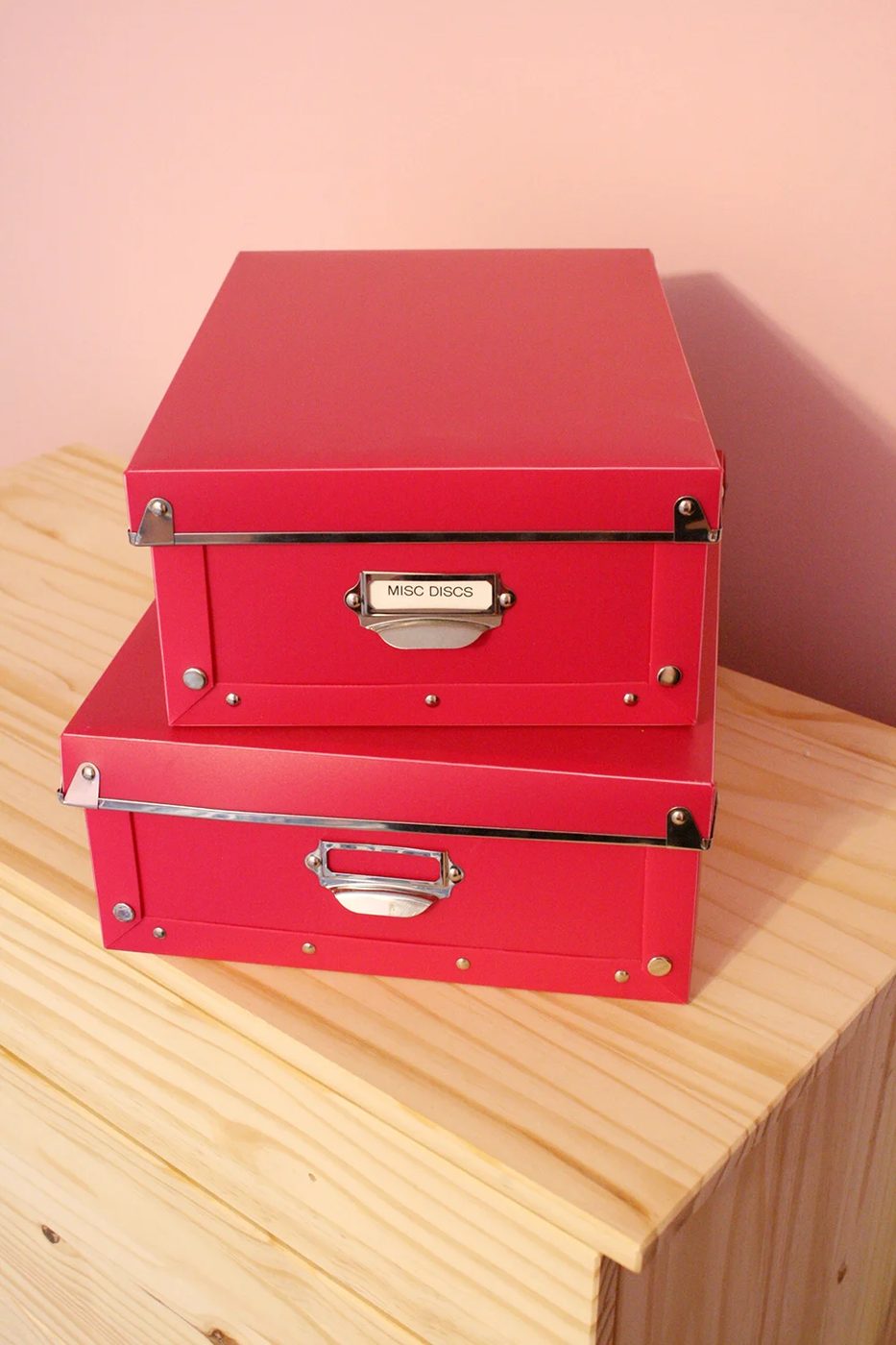 Girls pink and navy bedroom decorations (4)