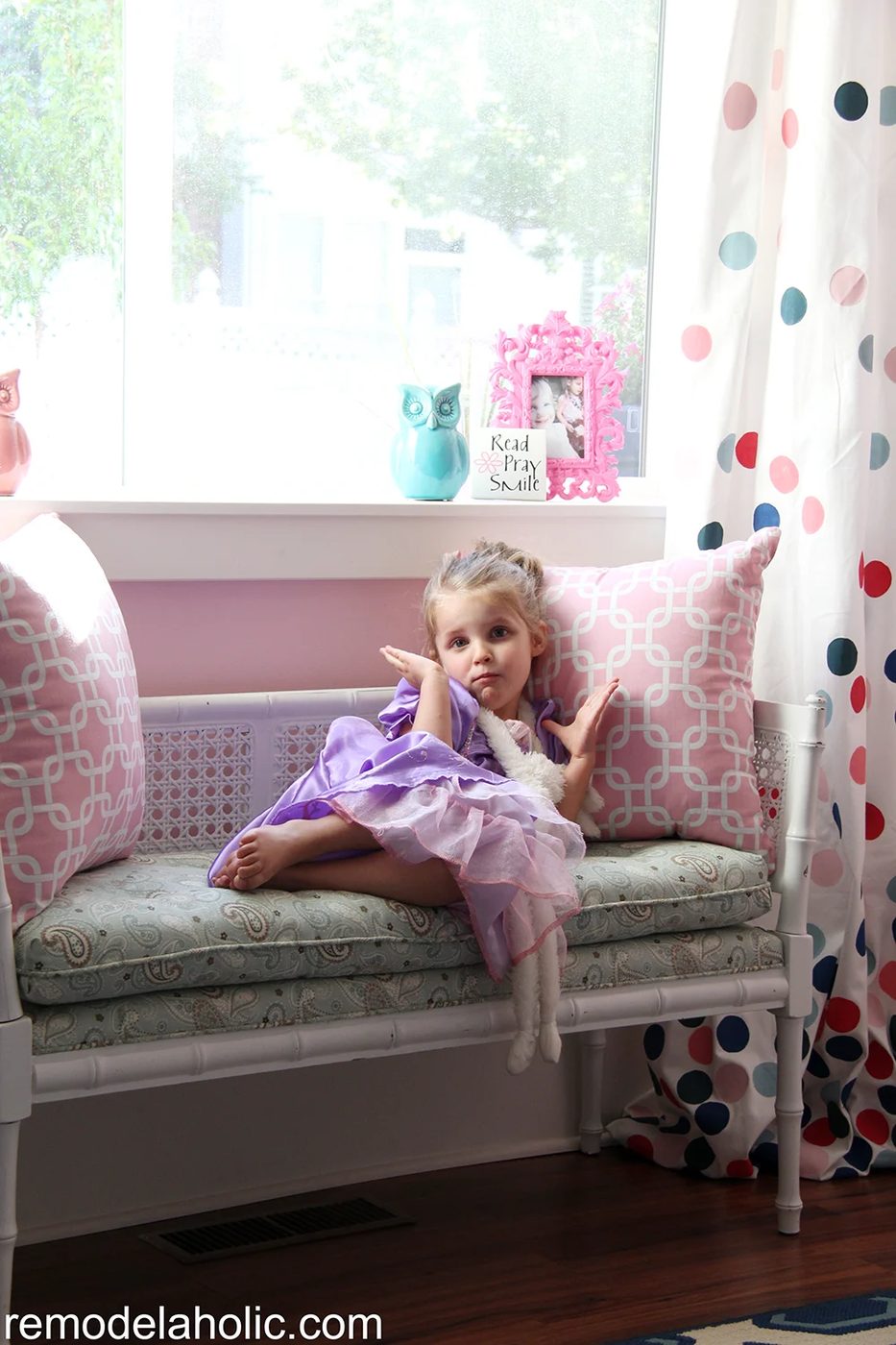 Girls pink and navy bedroom decorations (19)