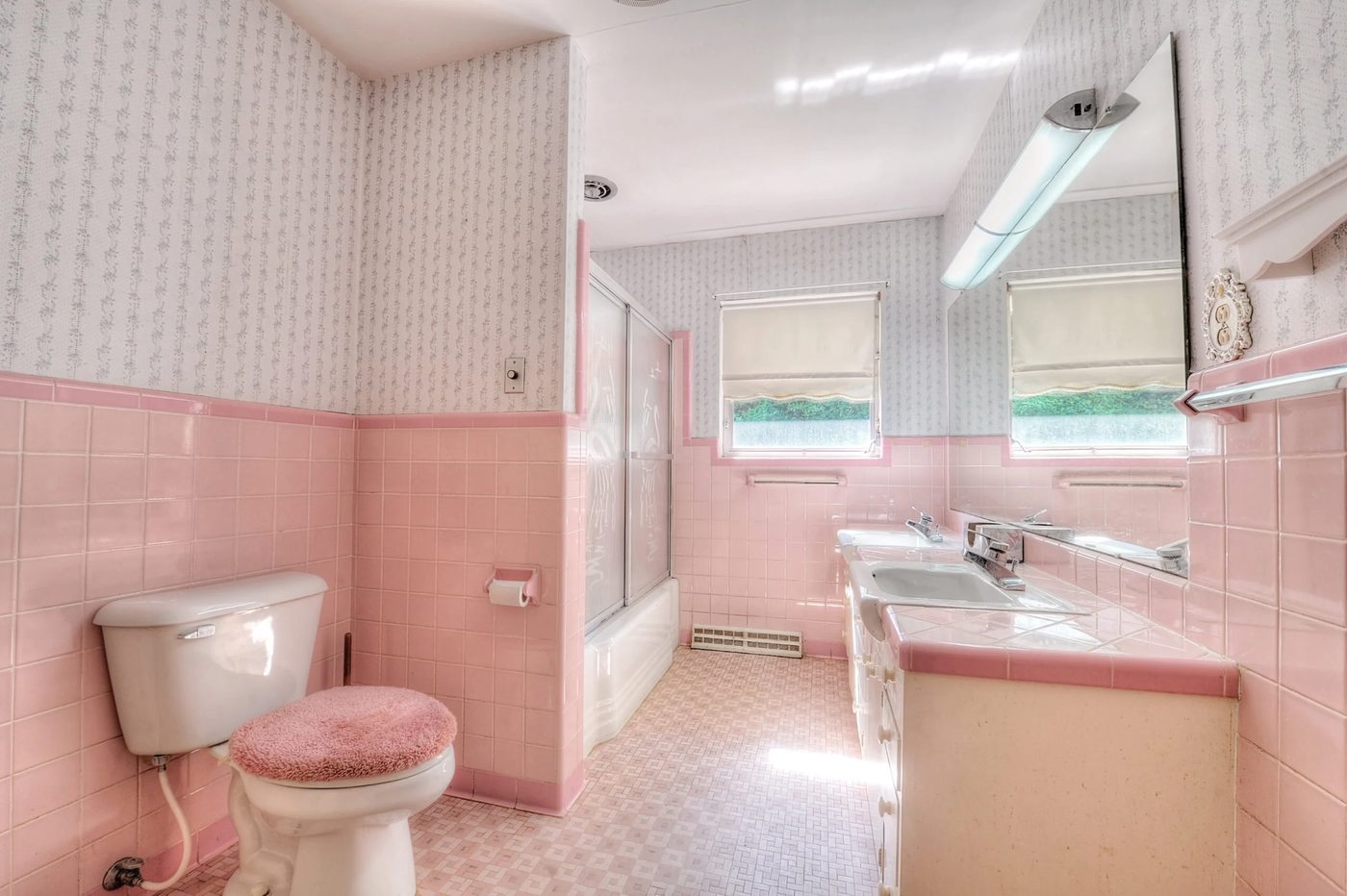 Pink,Vintage,Bathroom