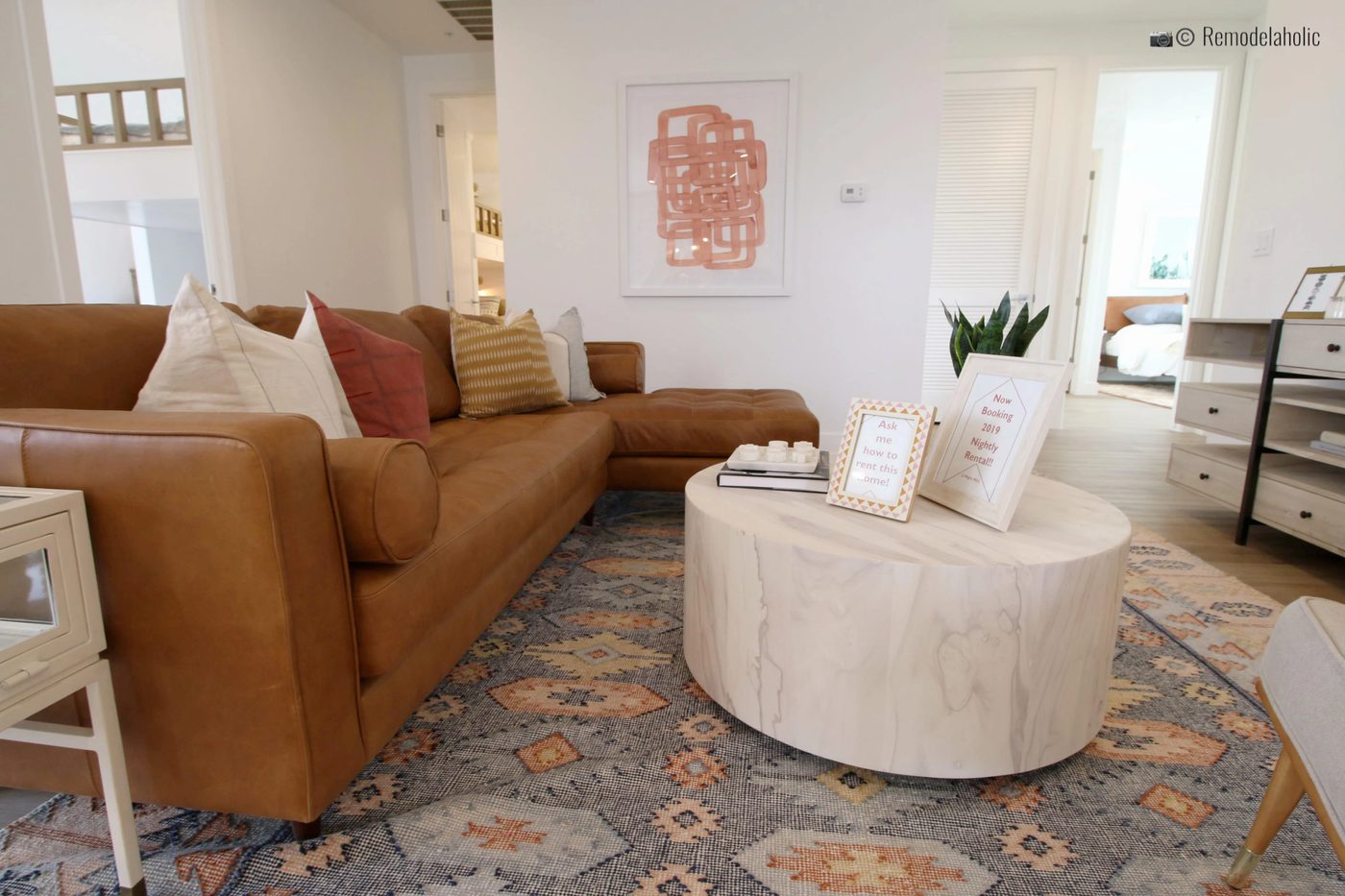 Round coffee table. SGPH 2019 House 03 Cole West Resorts LLC, Photo by Bekob