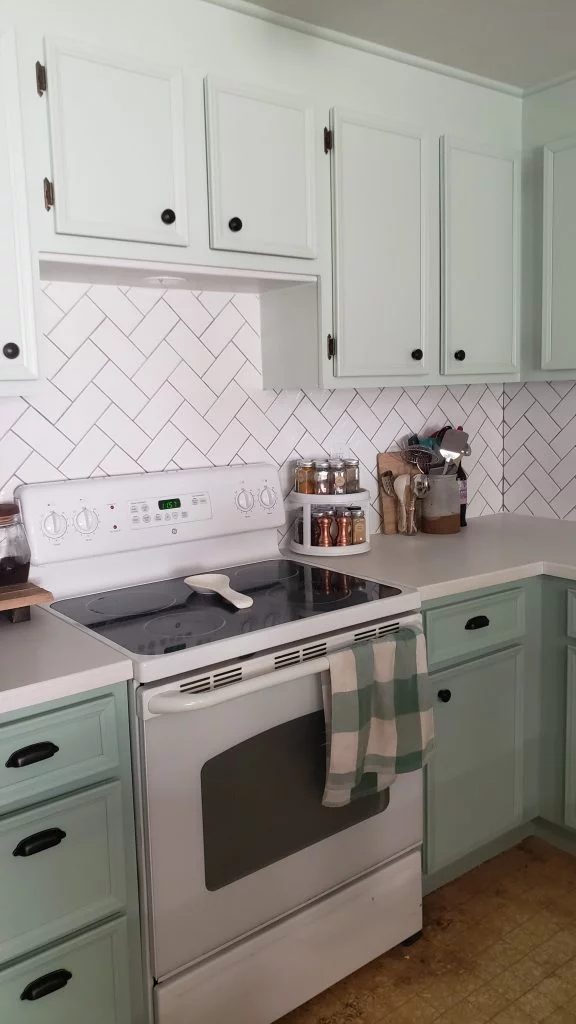Best Green Paint Colors, Glidden Aquamarine Dream And Secret Crush, Light Green Kitchen Cabinets By The Welder And His Wife Ft Bekob