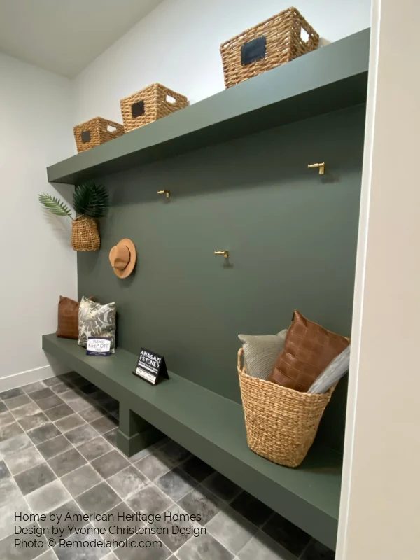 Gray Green Paint Color For Cabinet Built Ins, Sherwin Williams Rosemary Lookalike, Mudroom Bench, Bekob SGPH21 H16
