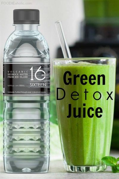 Green Detox Juice | FOODIEaholic.com #recipe #smoothie #drink #beverage #diet #greenjuice #kale #detox