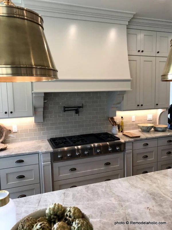 Grey And White Kitchen, UVPH17 House 28 Raykon Construction (113)