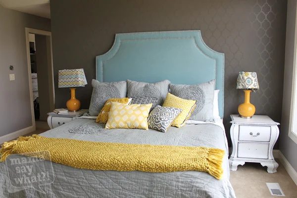 scooped corner headboard via Mama Say What