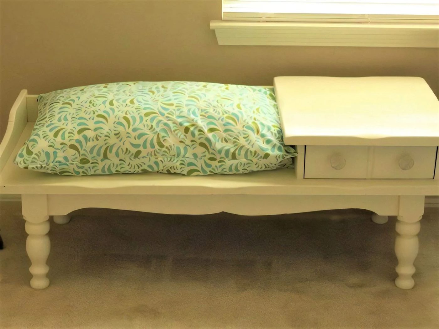 15 Bench Makeover IMG 5688 010434