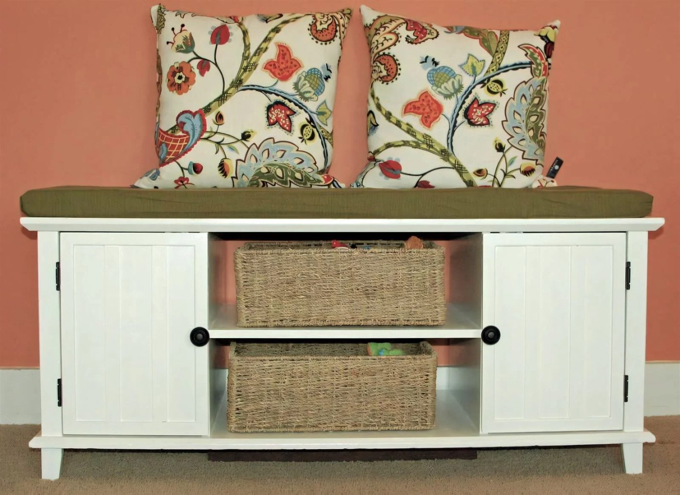 18 Entertainment Center To Bench DSC 9491 010004