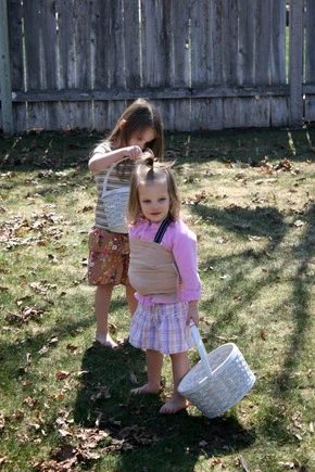 Dying easter eggs 032