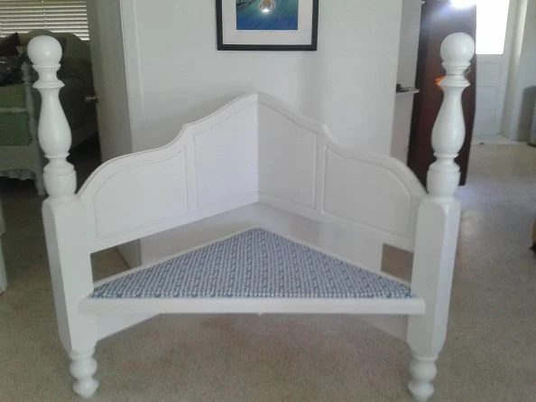 25 Handmade Headboard Benches via Bekob.com #handmade #benches #headboard #headboards #headboardbench #headboardbenches