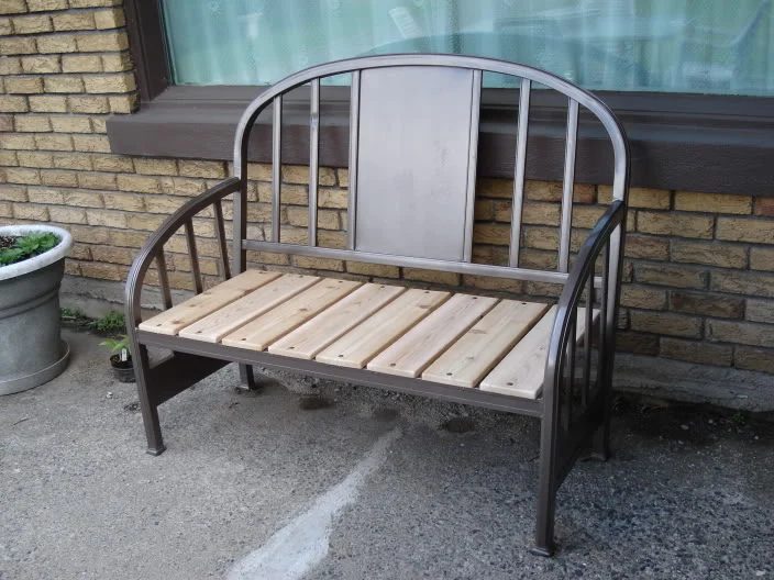25 Handmade Headboard Benches via Bekob.com #handmade #benches #headboard #headboards #headboardbench #headboardbenches