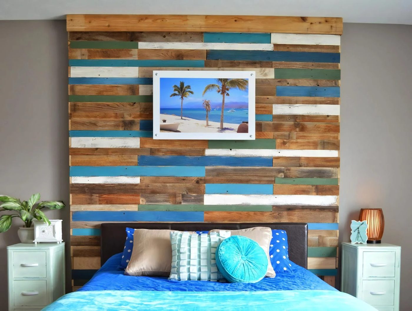 Build A Colorful Plank Headboard Wall 042518