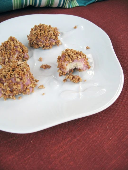 banana yogurt frozen treats - Love Maegan