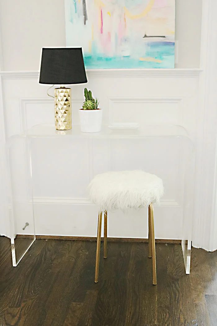 Handmade-ikea-method-white-fur-stool Darleen Meier