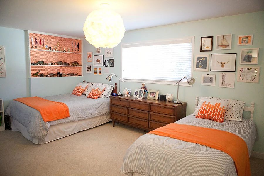 orange boys room