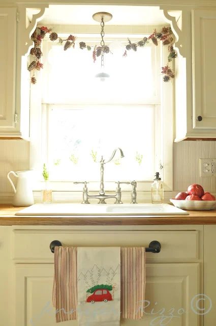 Jennifer Rizzo kitchen sink