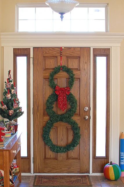 Family Bees foyer