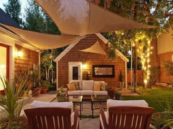 Home Sweet Home on a modest-cost: Porch and Patio Makeovers