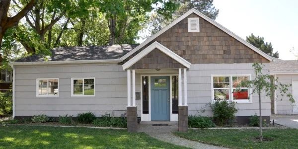 Home Tour: Lindsay and Drew’s Flip House