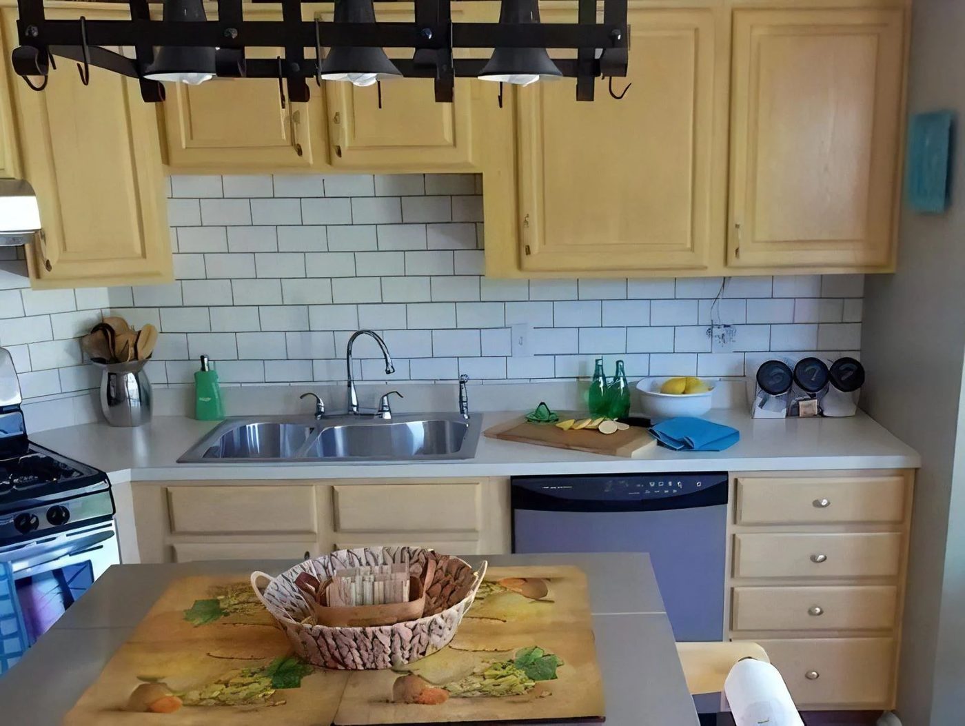 3a Faux Painted Subway Tile Backsplash In The Kitchen 102915
