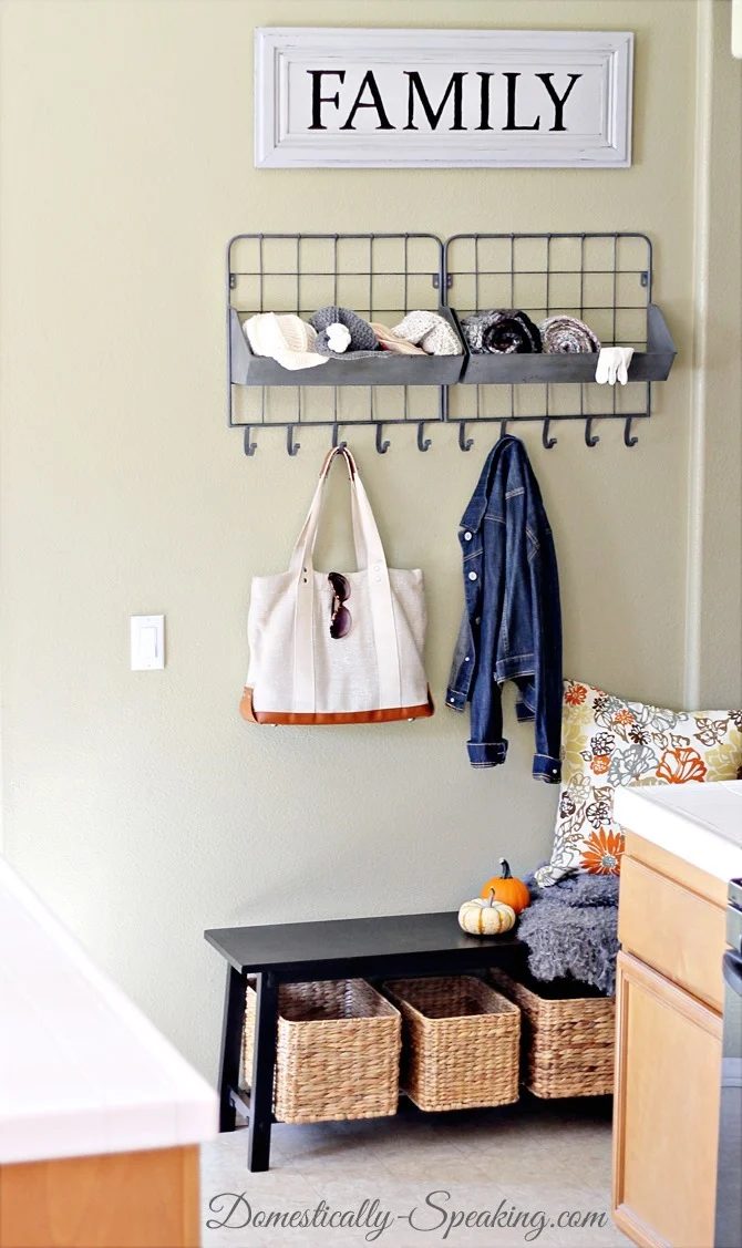 mini-mudroom-1