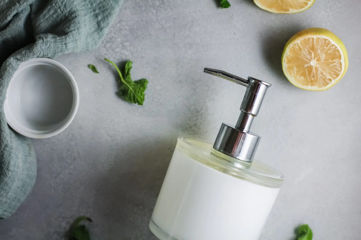 Liquid Dishwasher Soap: How to Make Your Own